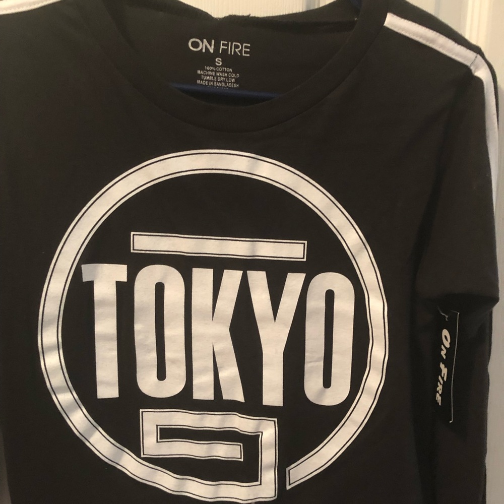 Black crop top Tokyo